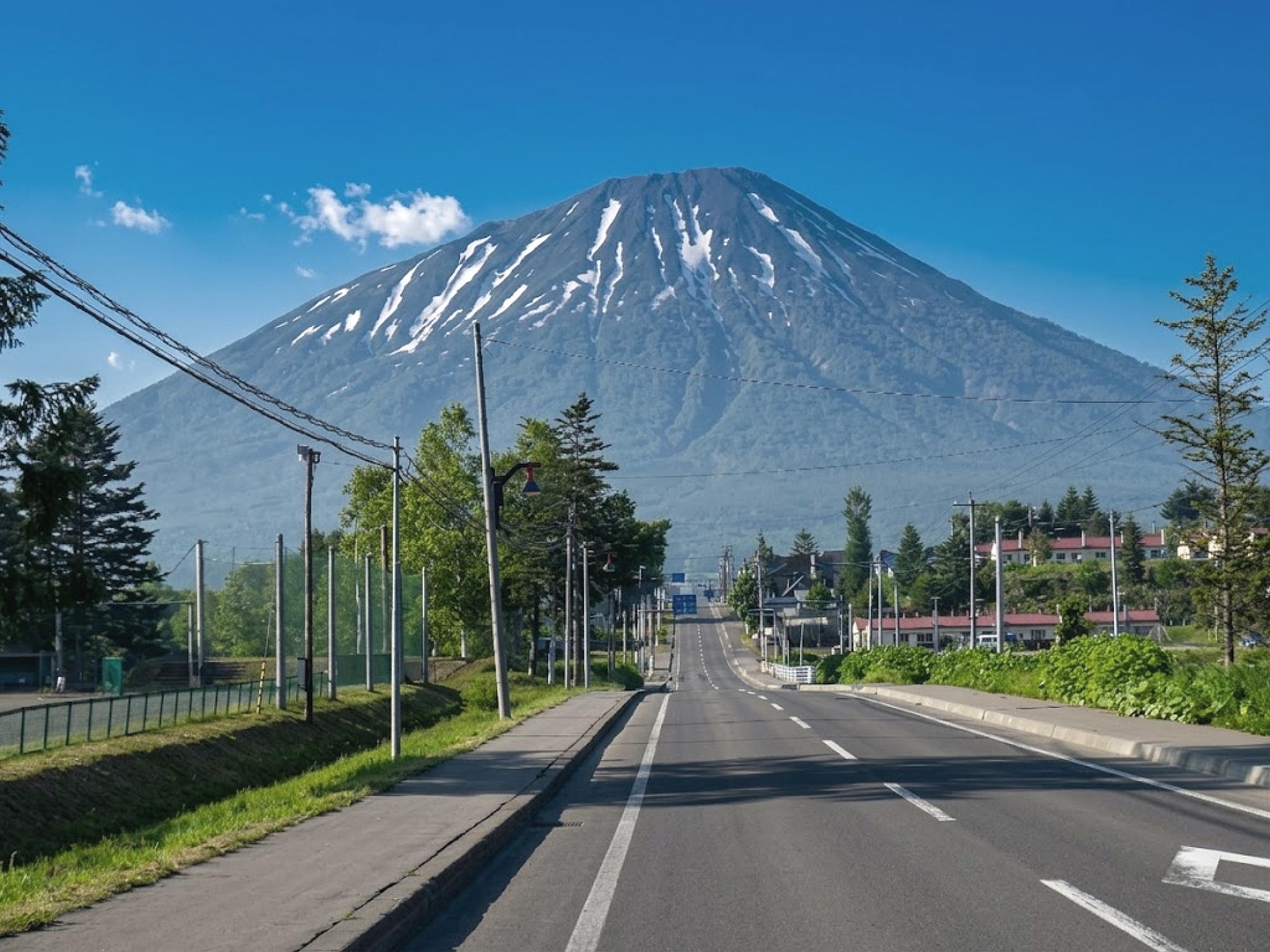 真狩村の青い空